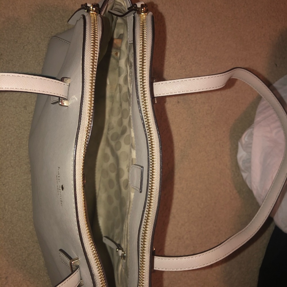 Kate Spade Purse - Picture 2 of 2